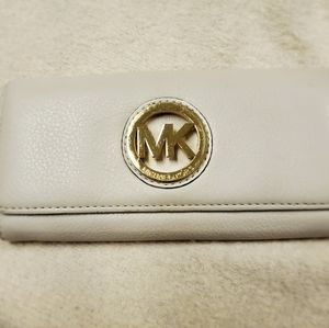 Michael Kors White Wallet